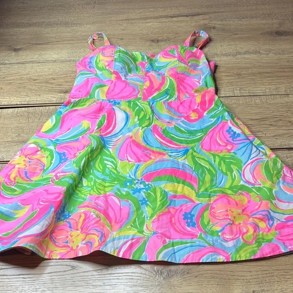 Women’s Lilly Pulitzer Willow Dress in “so a peeling” Color-Way Size 6 - Picture 3 of 12